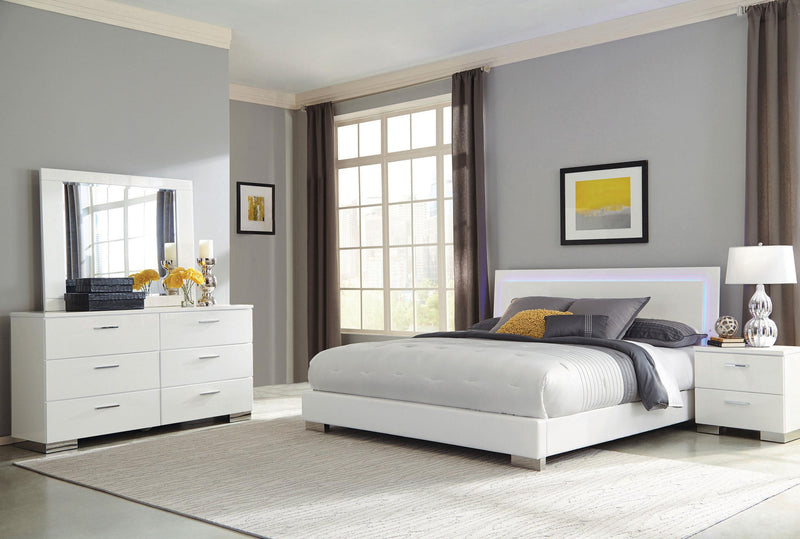 Felicity 4-piece Eastern King Bedroom Set with LED Headboard Glossy White - Furniture Now (CA)