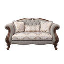 Loveseat w/3 Pillows