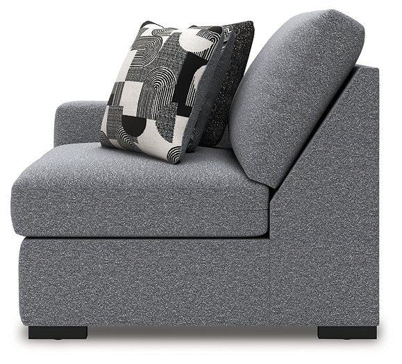 Bealton Sectional with Chaise - Furniture Now (CA)