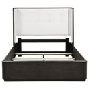 Leandro Wingback Bed