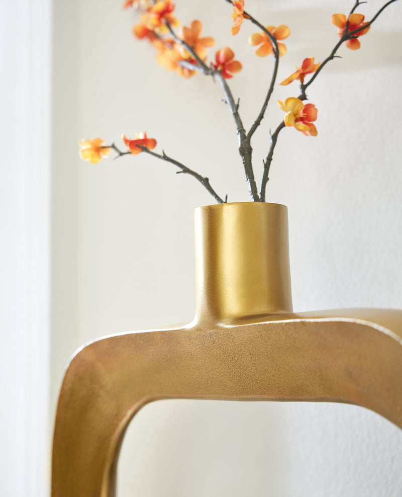 Lawtonville Vase - Furniture Now (CA)