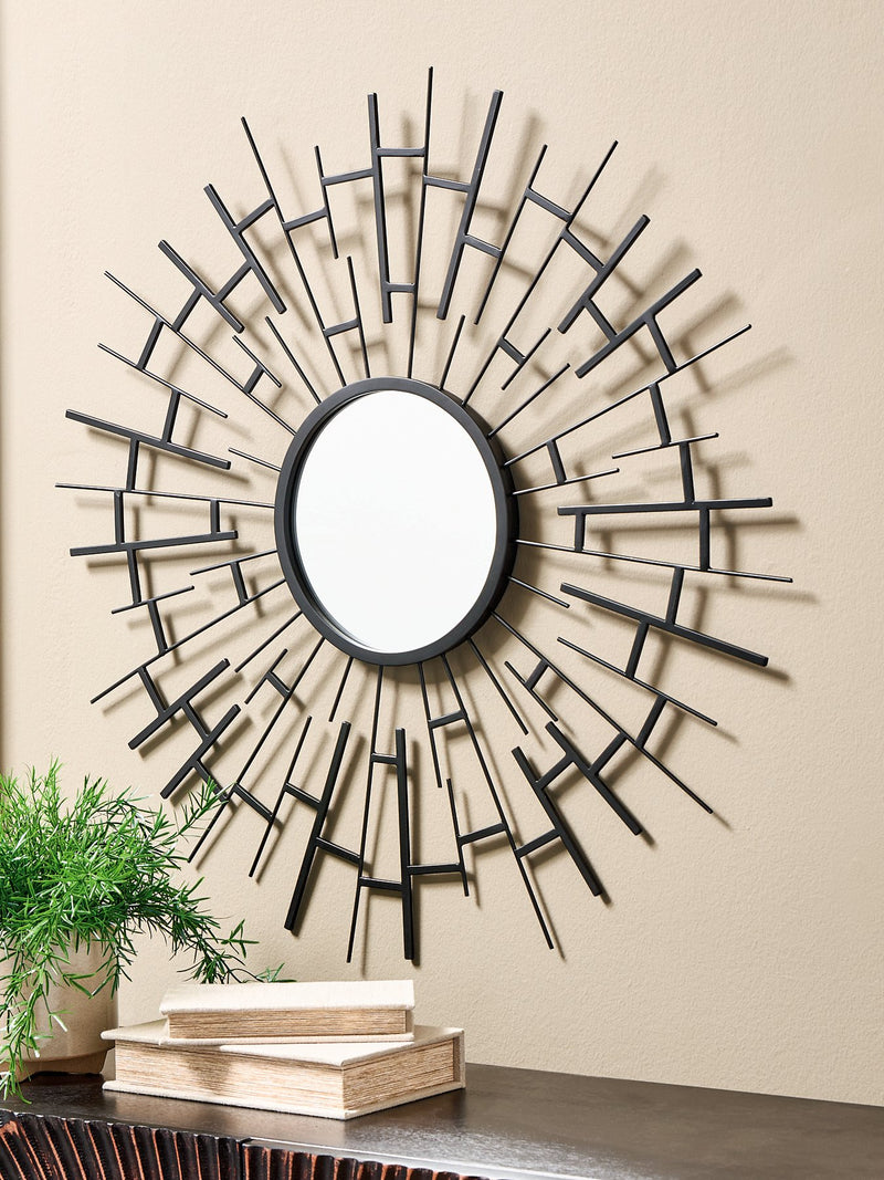 Garrenworth Accent Mirror - Furniture Now (CA)