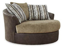 Alesbury Oversized Swivel Accent Chair - Furniture Now (CA)