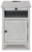 Treytown Chairside End Table - Furniture Now (CA)