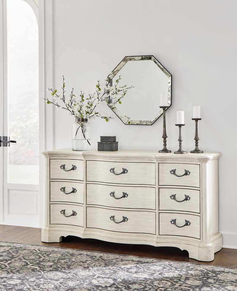 Arlendyne Dresser and Mirror - Furniture Now (CA)