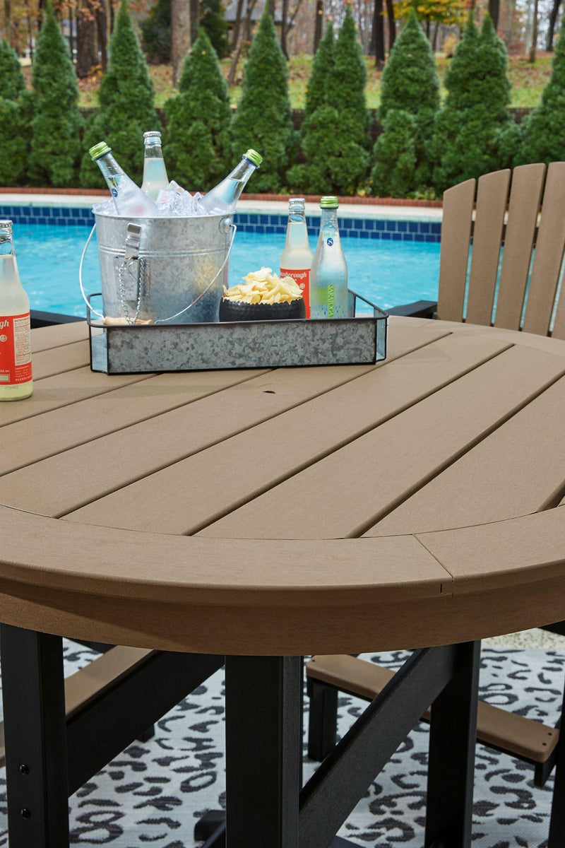 Fairen Trail Outdoor Dining Set - Furniture Now (CA)