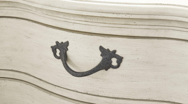 Arlendyne Dresser and Mirror - Furniture Now (CA)