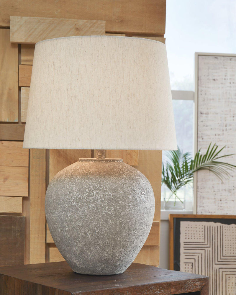 Dreward Table Lamp - Furniture Now (CA)