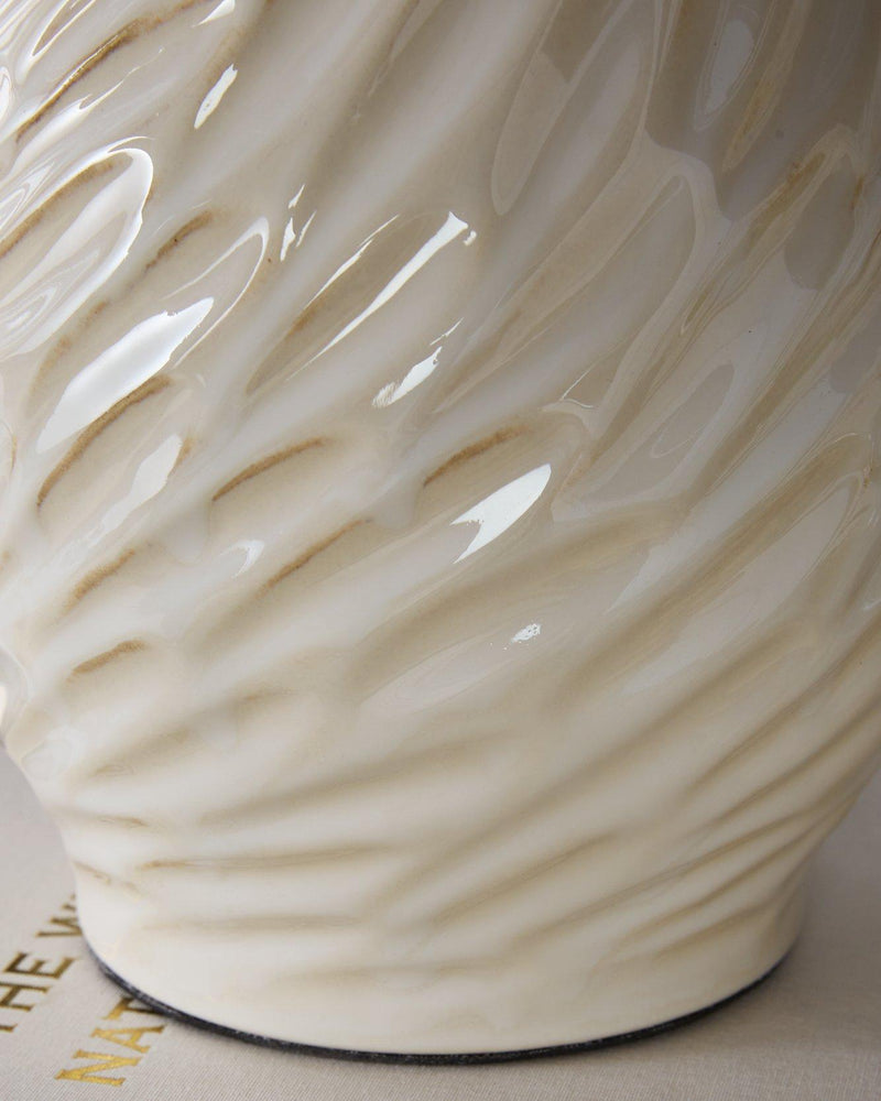 Garinton Table Lamp - Furniture Now (CA)