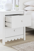 Hallityn Nightstand - Furniture Now (CA)