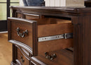 Lavinton Bedroom Set - Furniture Now (CA)