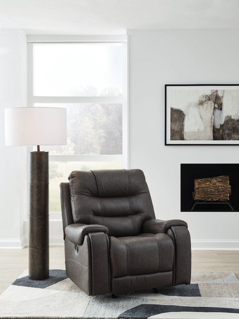 Femley Recliner - Furniture Now (CA)
