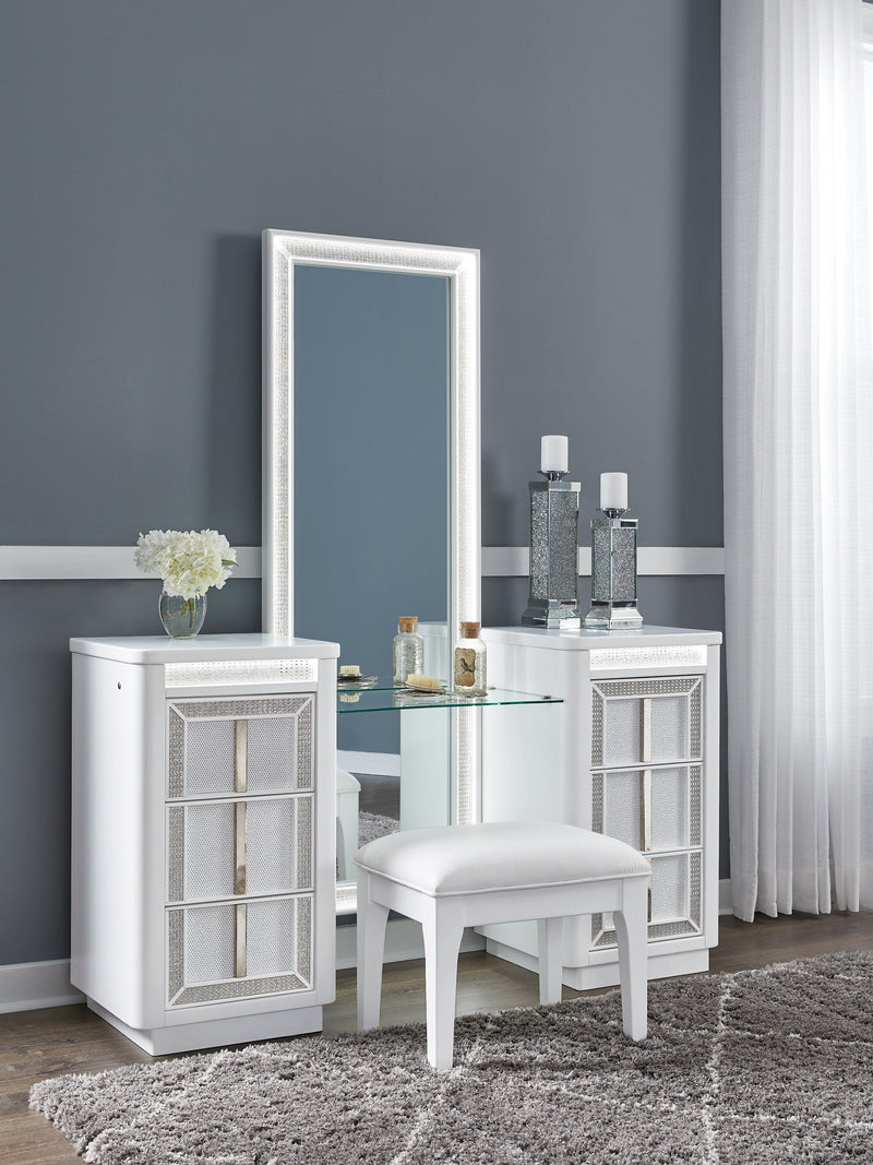 Chalanna Vanity with Mirror - Furniture Now (CA)
