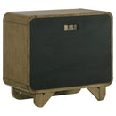 Amsbury 4 Pc Bedroom Set - Furniture Now (CA)