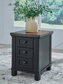 Wildenauer Chairside End Table - Furniture Now (CA)