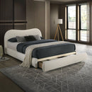 Grimsby E.King Bed