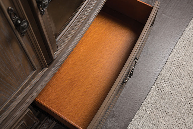 Seven Oaks Entertainment Center